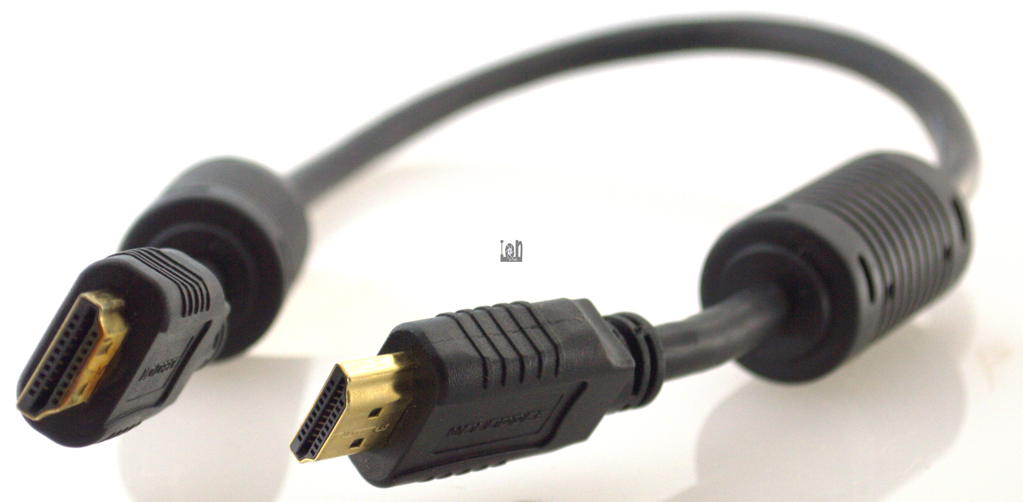 Monoprice 3872 HDMI Cable 1.5ft High Speed HDMI Cable